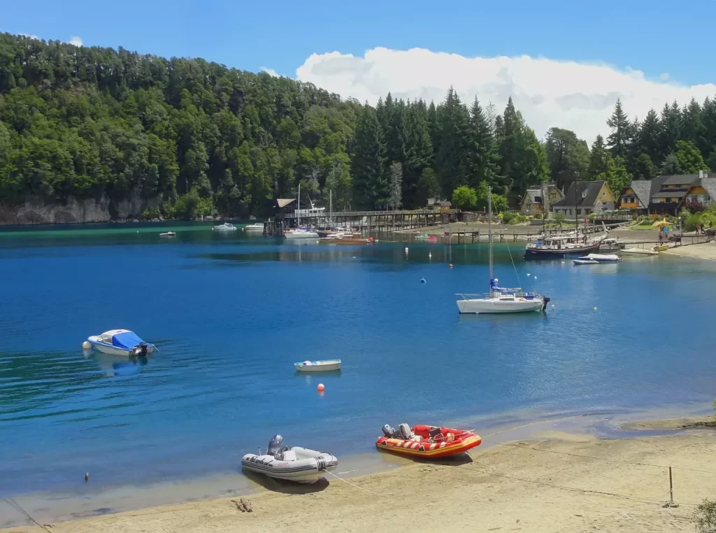 Costa del lago en Neuquén